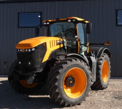 2024 JCB FASTRAC 8330