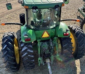 2004 JOHN DEERE 8420