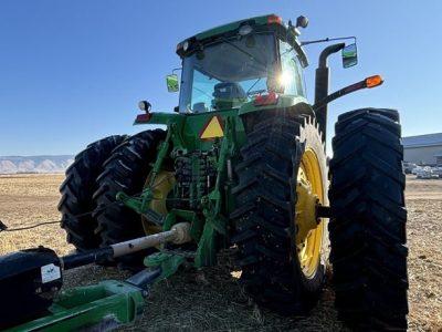 2004 JOHN DEERE 8420